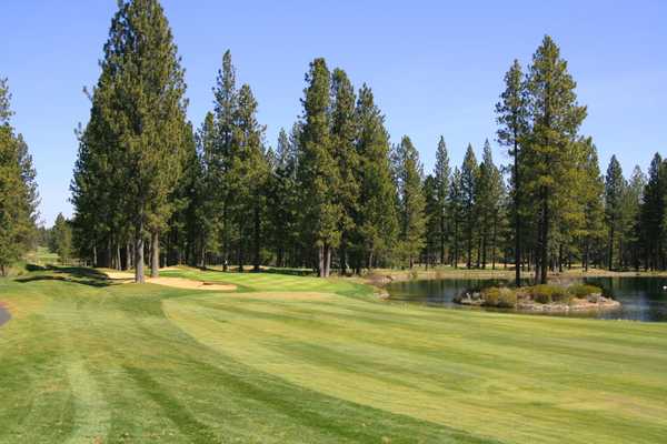 Widgi Creek Golf Club in Bend - 17th