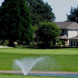 Summerfield GCC: Clubhouse & #9
