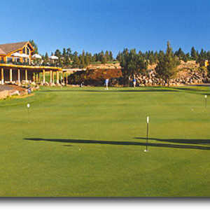 River's Edge Putting Green